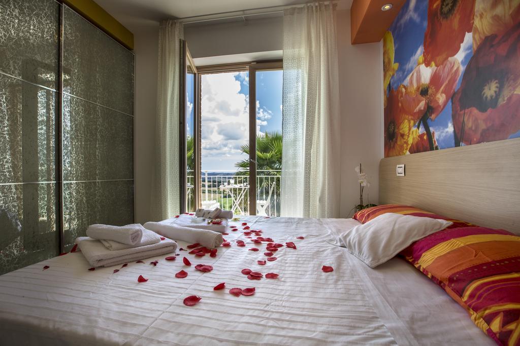 Holiday Residence Belohorizonte Macerata Exterior foto
